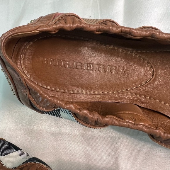 BURBERRY flats, Traditional Plaid, Size 36.5 - Picture 2 of 9